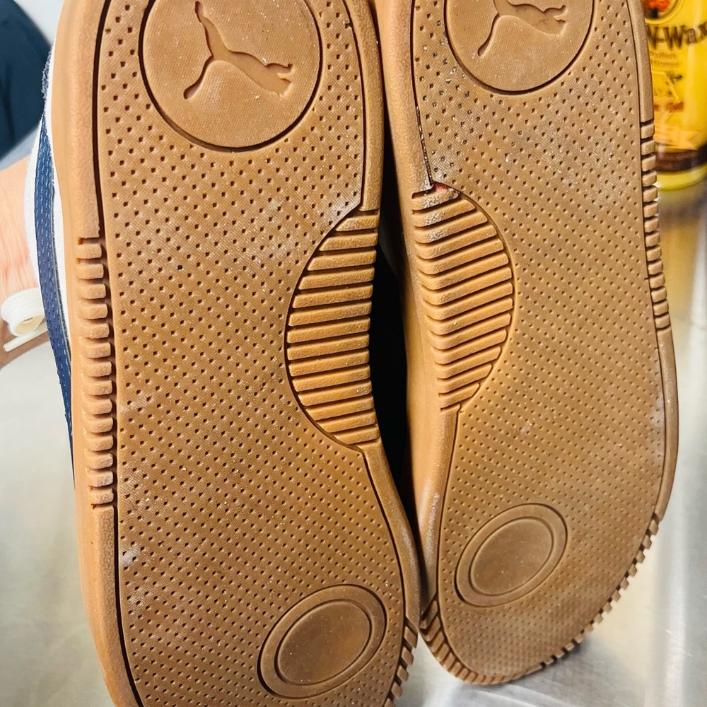 Puma Men’s White Sneakers - Picture 6 of 6